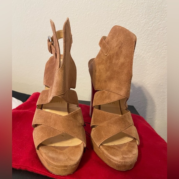Louboutin brown suede sandal ankle wrap bootie 37.5 - Picture 9 of 15